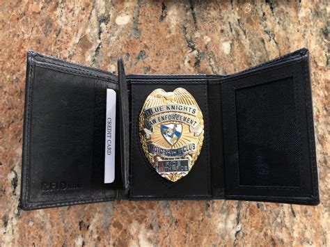 wallets that hold police badges